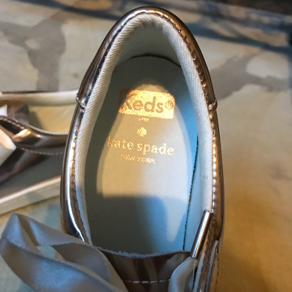New Kate Spade New York Leather Rose Gold Sneakers - Picture 5 of 8